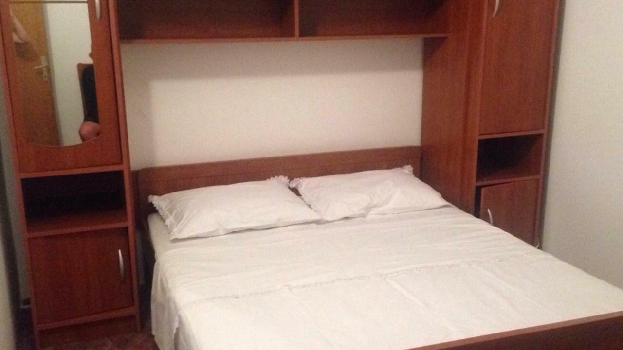Apartment Perka 1 Pag Town Eksteriør bilde